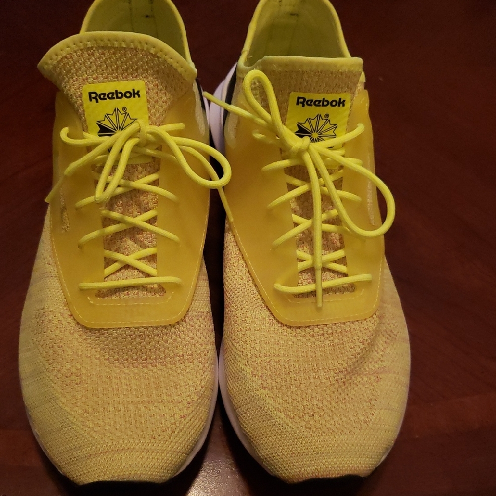 Reebok Men's Bright Yellow Athletic Shoes